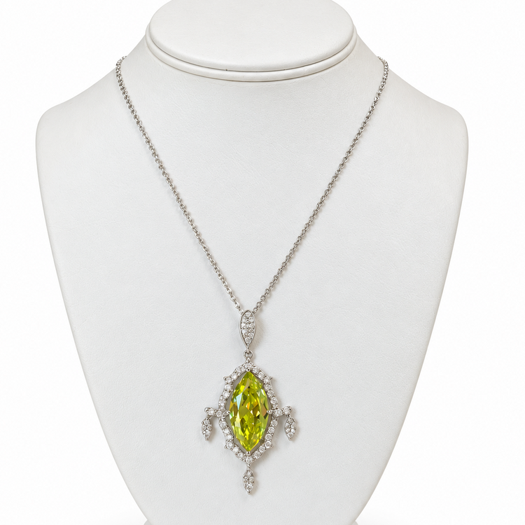 THE PERIDOT HALO PENDANT
