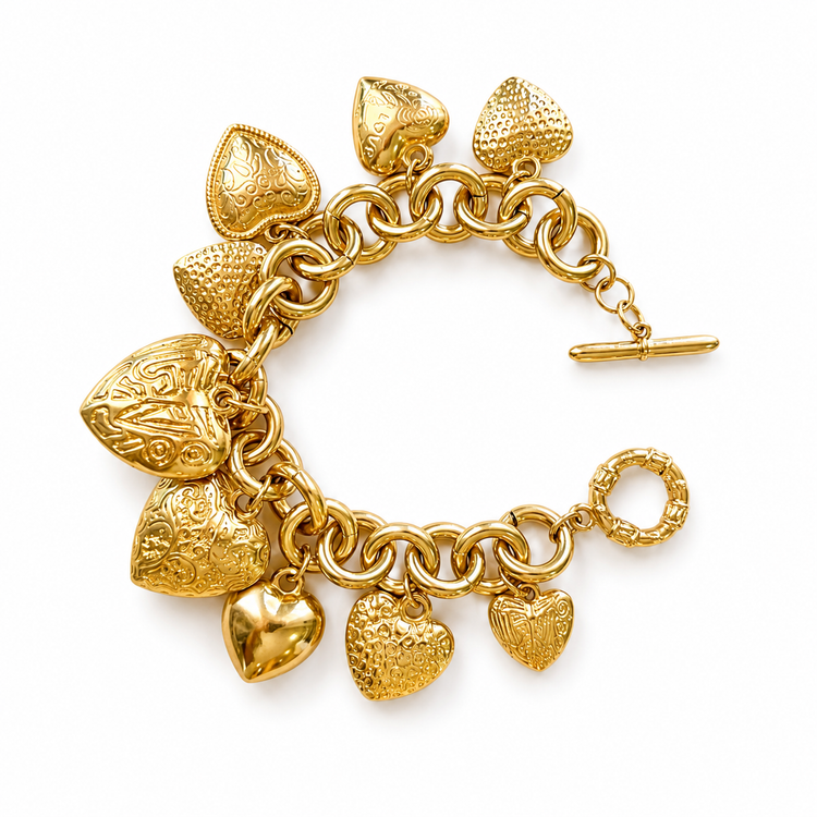 CHARMING GOLD TOGGLE BRACELET