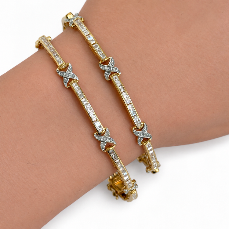 THE KISS BRACELET GOLD