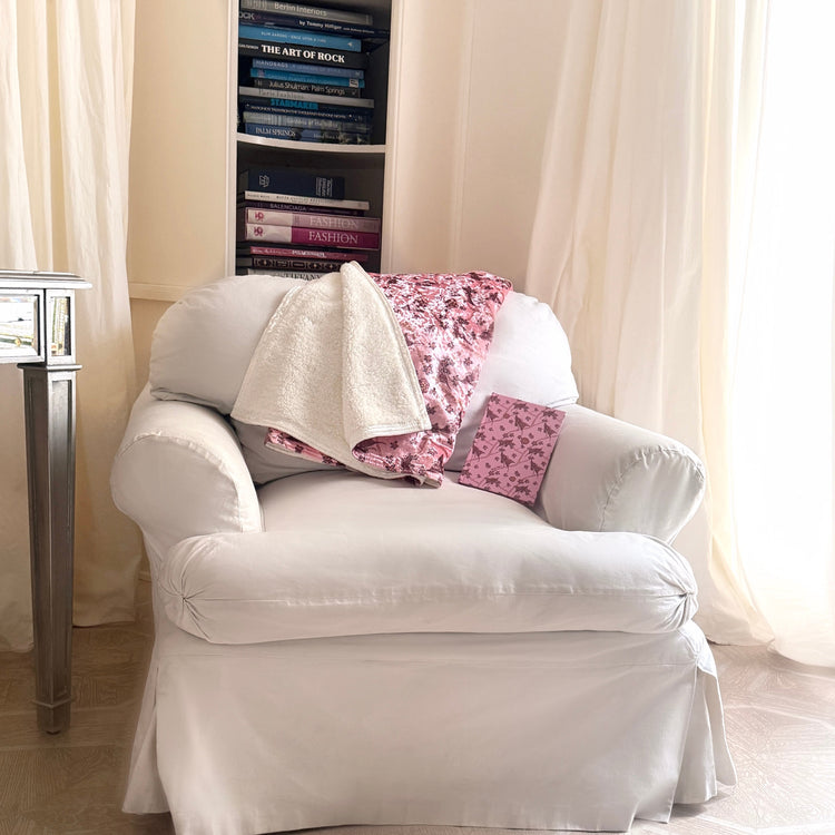 BUTTERFLY GARDEN COZY DOUBLE FACED THROW BLANKET