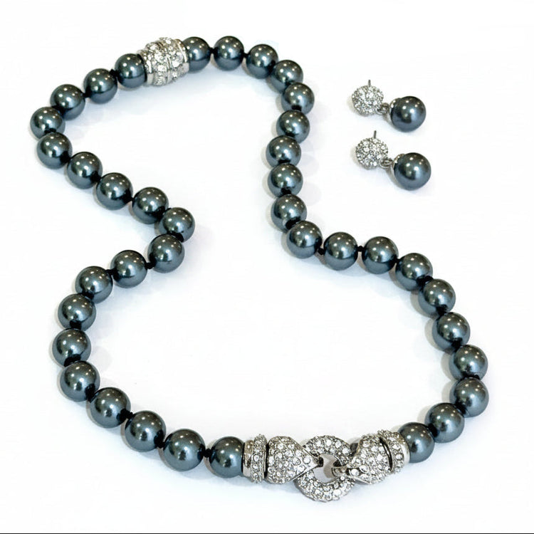 BLACK DIAMONDS & PEARLS NECKLACE & EARRINGS