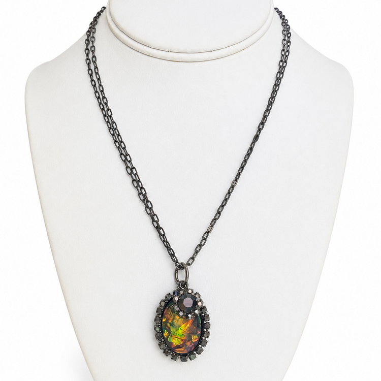 THE DRAGONFLY OPAL NECKLACE