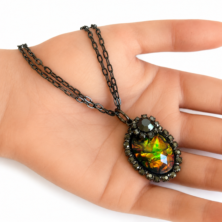 THE DRAGONFLY OPAL NECKLACE