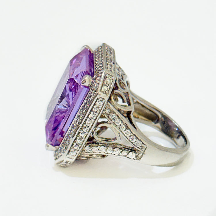 LAVENDER QUEEN RING