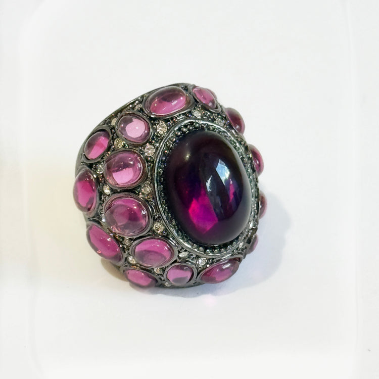 L'INTRIGANTE RING