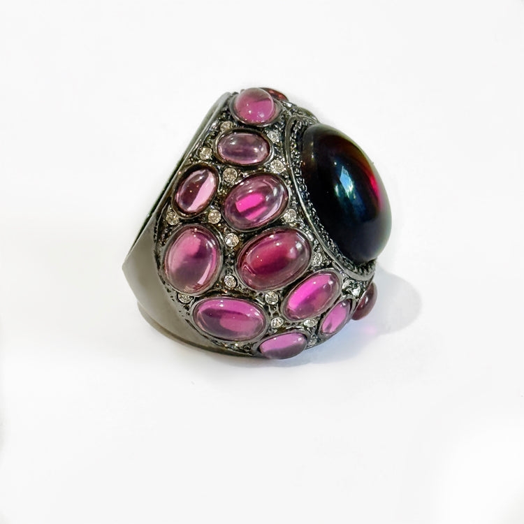 L'INTRIGANTE RING