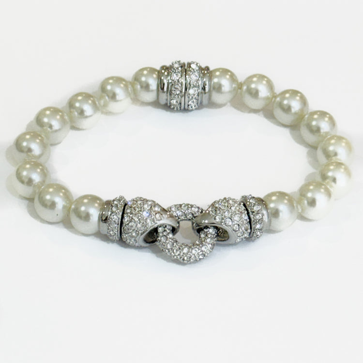 WHITE DIAMONDS AND PEARLS COLLECTION