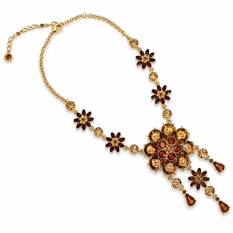 THE BELLADONNA NECKLACE