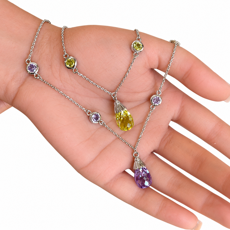 LE PETIT BRIOLETTE NECKLACE
