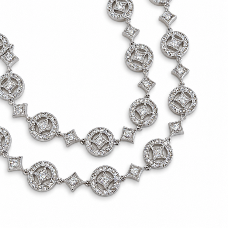 THE HEIRLOOM NECKLACE
