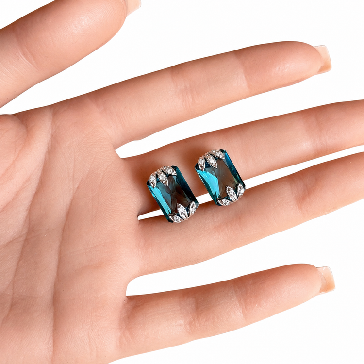 BOTANICA EARRINGS
