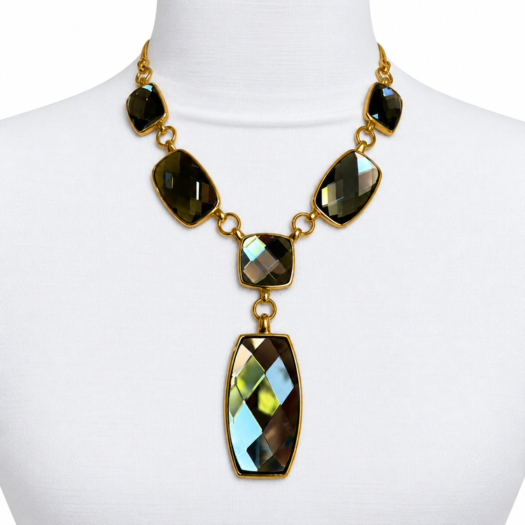 MOONLIGHT REFLECTION NECKLACE