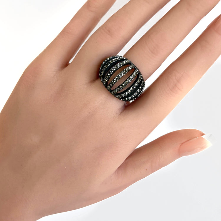 BLACK HALO RING