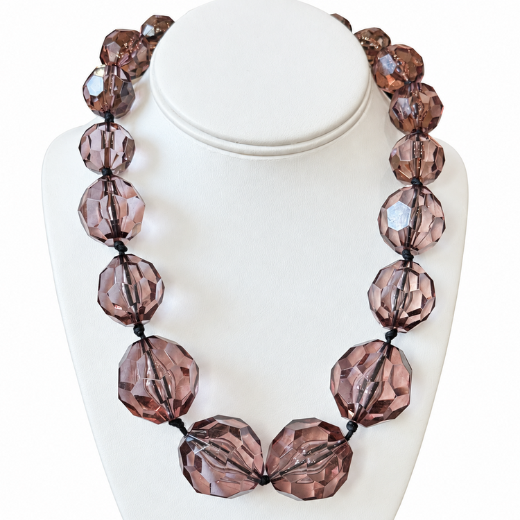LIGHT OF VENUS NECKLACE