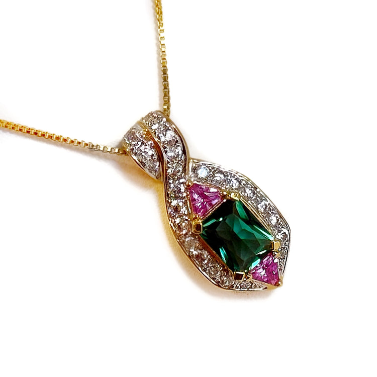 THE WALLIS PENDANT NECKLACE