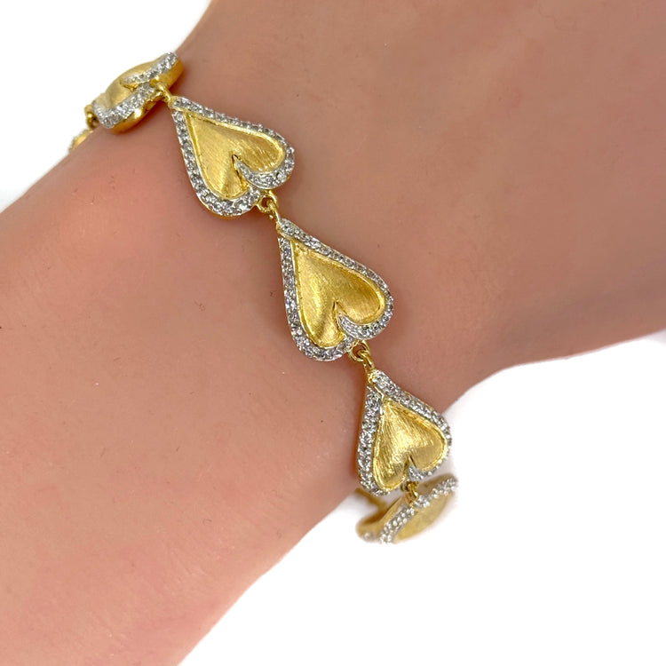 HEART OF GOLD TOGGLE BRACELET