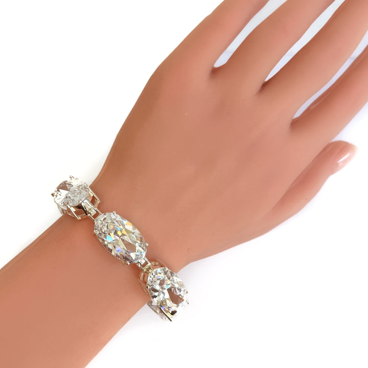 HELLO IT'S ME BRACELET