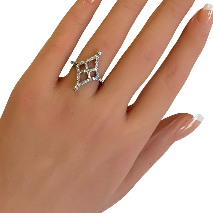 THE KITE RING