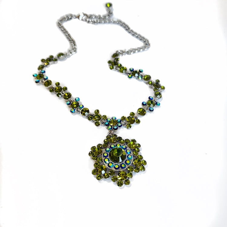L'AURORA VERDANT NECKLACE