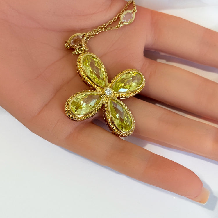 ABSINTHE LUCKY CLOVER NECKLACE
