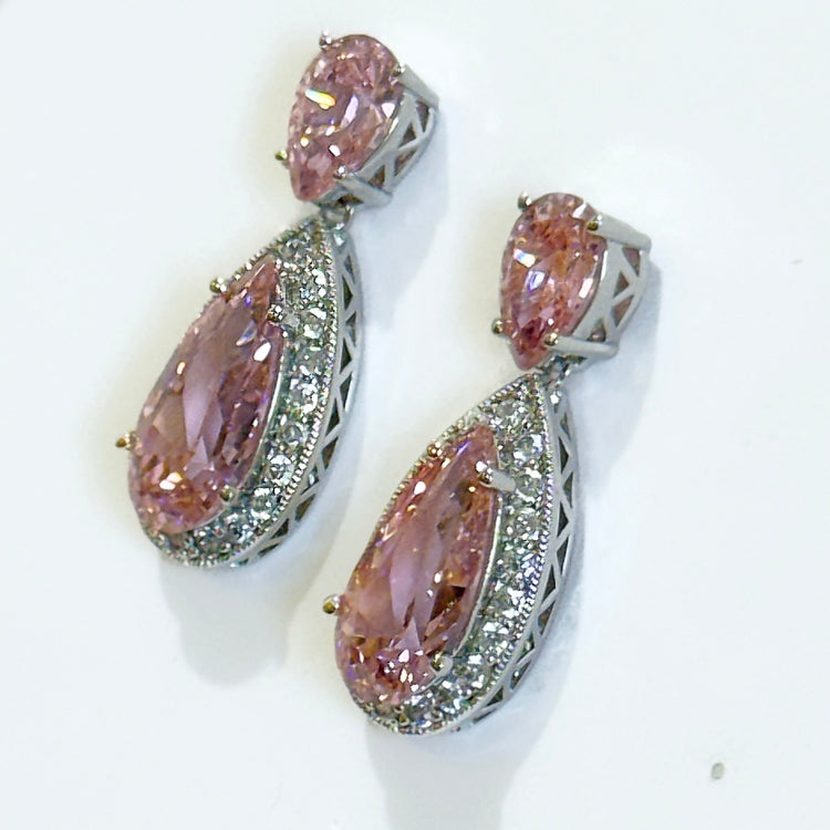 LA VIE EN ROSE EARRINGS
