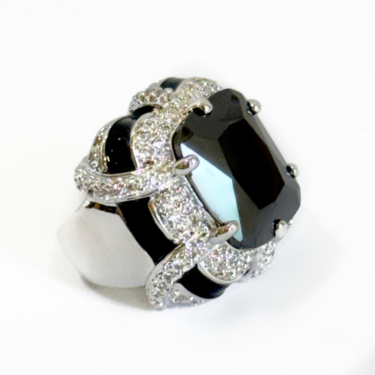 THE TAJ RING