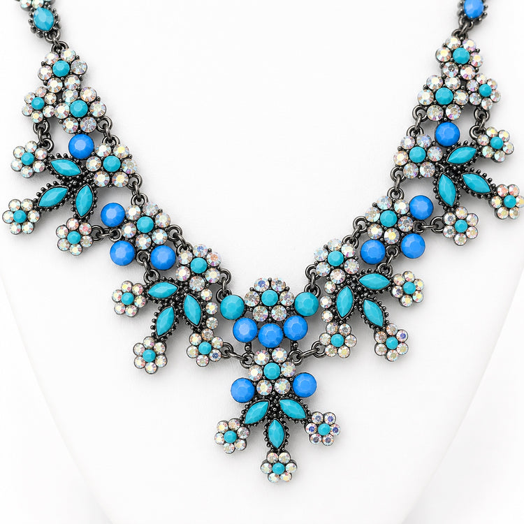 FLOWER CHILD NECKLACE