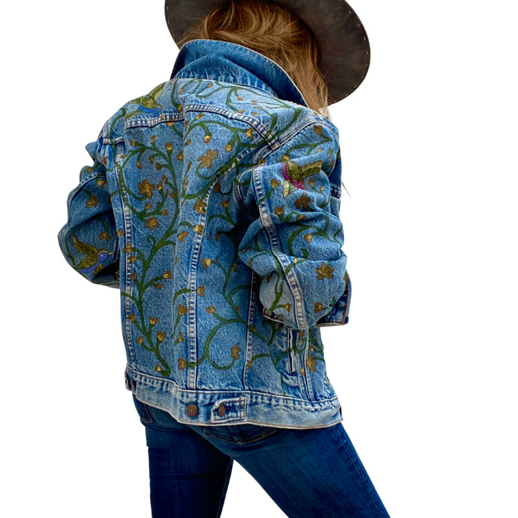 BIRDIE VINTAGE LEVIS HANDPAINTED SIZE 40 TRUCKER JACKET