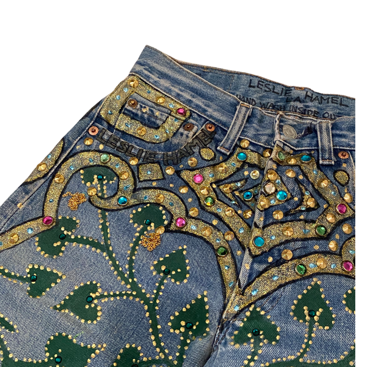 DELUXE CRYSTAL STUDDED SHORTS