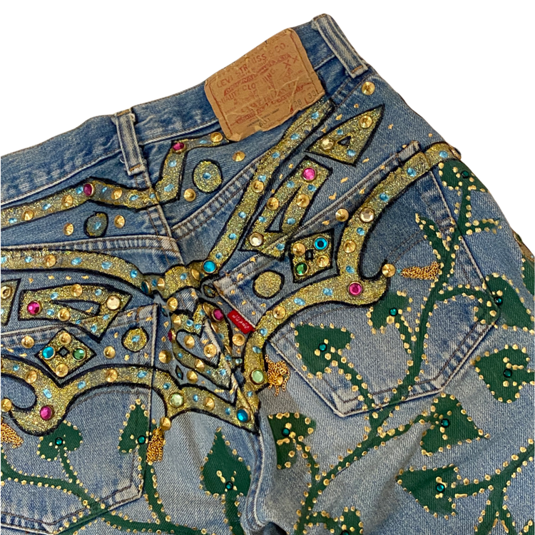 DELUXE CRYSTAL STUDDED SHORTS