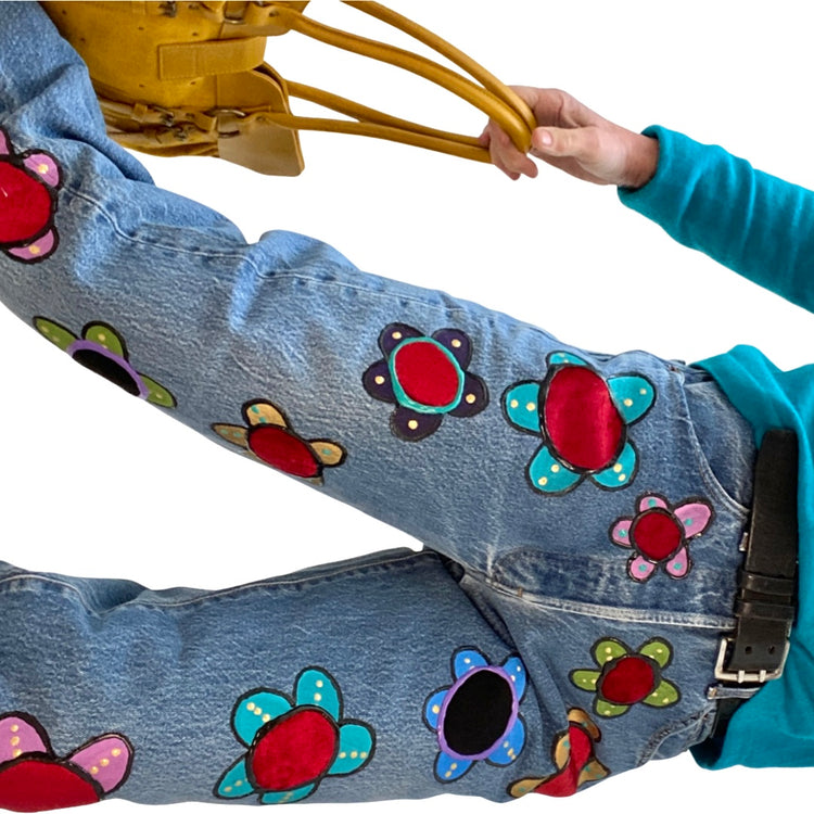 VELVET FLOWER HANDPAINTED & APPLIQUED LEVIS 501 LESLIE HAMEL JEANS