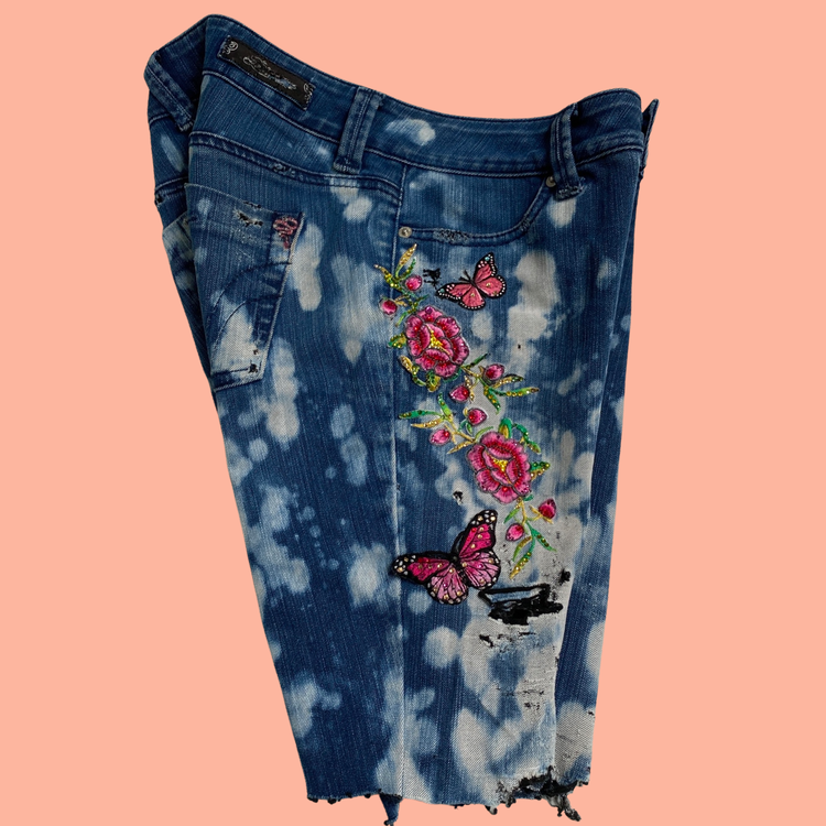 LESLIE HAMEL CRYSTAL STUDDED BUTTERFLY BLOSSOM SHORTS