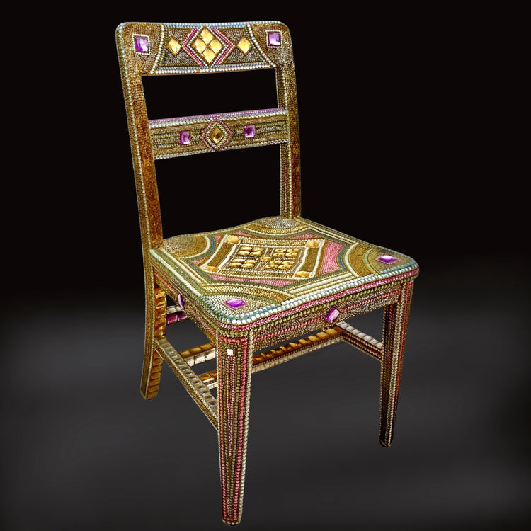 THE ETHEREAL CHAIR BY LESLIE HAMEL