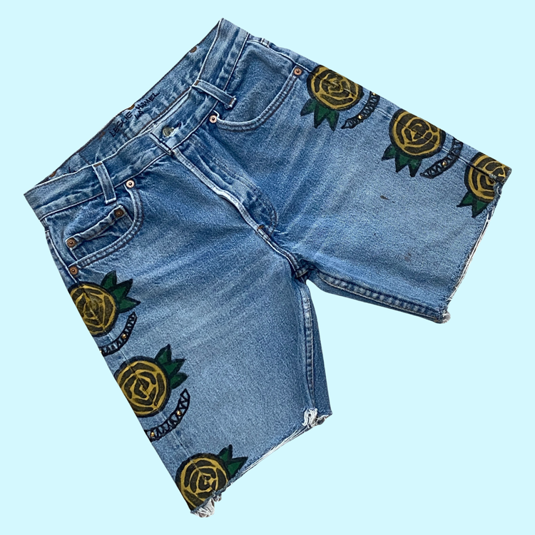 THE YELLOW ROSE SHORTS