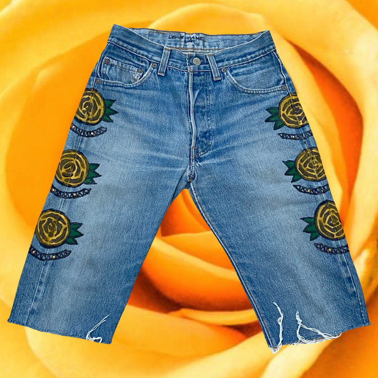 THE YELLOW ROSE SHORTS