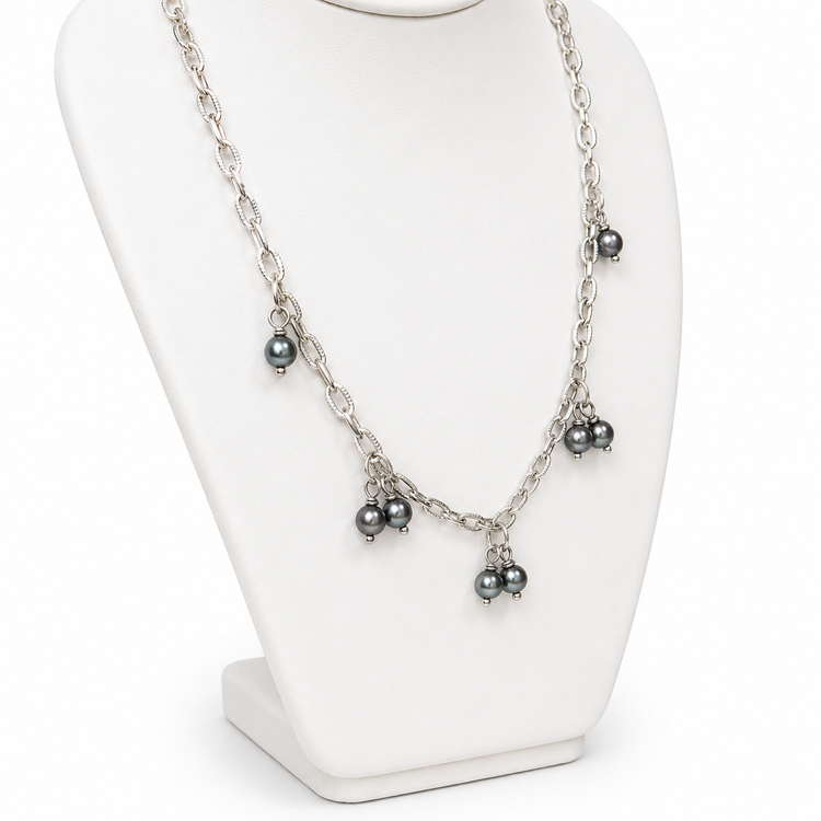 BLACK PEARL CLUSTER NECKLACE