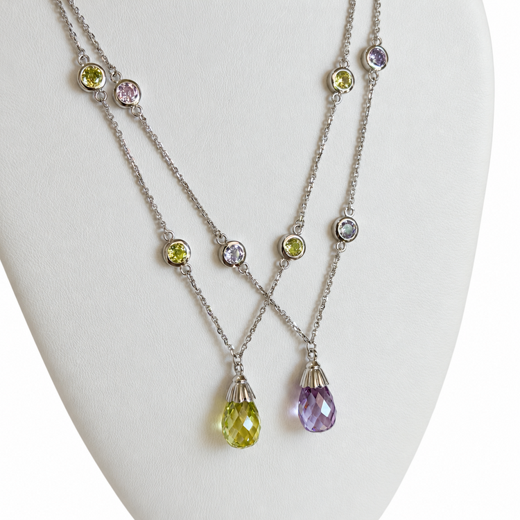 LE PETIT BRIOLETTE NECKLACE
