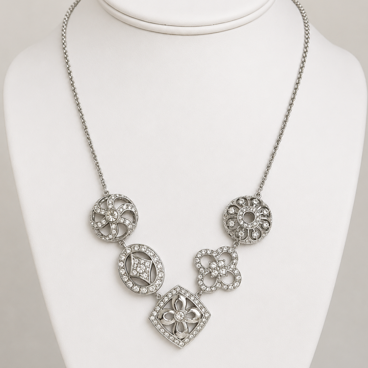 LUCKY TALISMAN NECKLACE