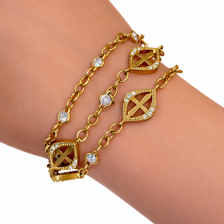 4 PETAL TOGGLE BRACELET