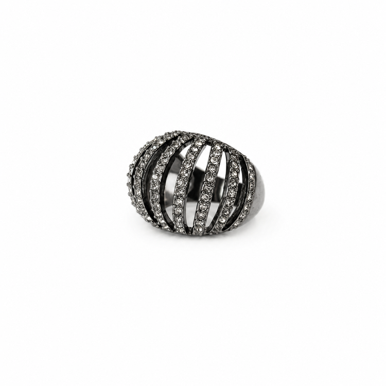 THE BLACK HALO RING