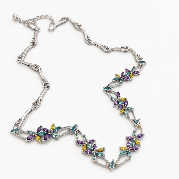 PETIT PASTEL PETALS NECKLACE