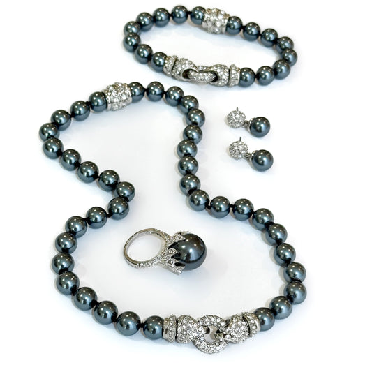 BLACK  DIAMONDS AND PEARLS COLLECTION