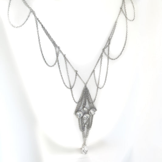DRAPED CHAIN  NECKLACE