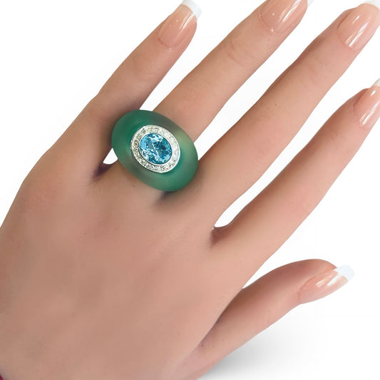 FROSTED LUCITE RING