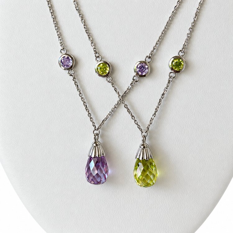 LE PETIT BRIOLETTE NECKLACE