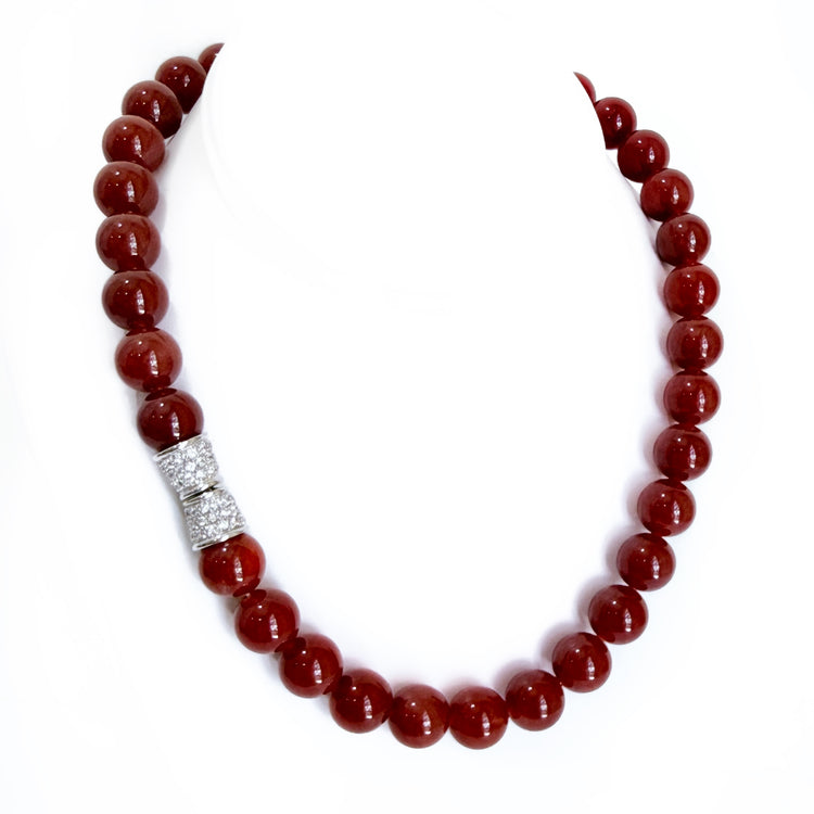 CARNELLIA  BROOCH NECKLACE