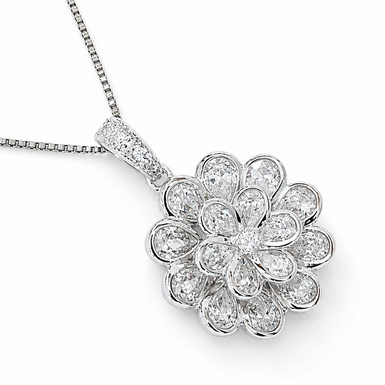 THE DIAMOND CHRYSANTHEMUM NECKLACE