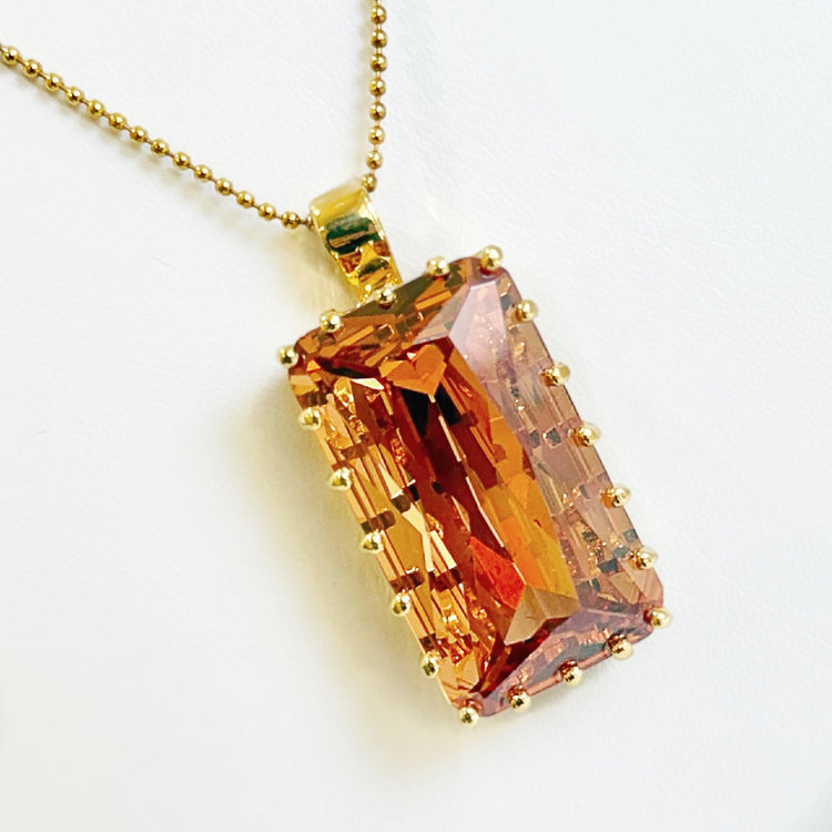 GRAND COGNAC PENDANT