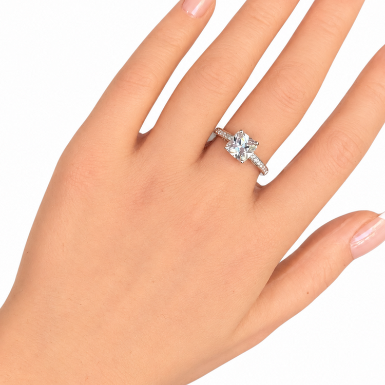 PAVÉ PRINCESS RING