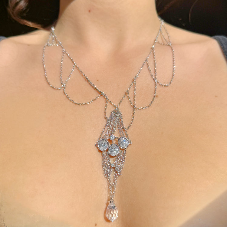 DRAPED CHAIN  NECKLACE